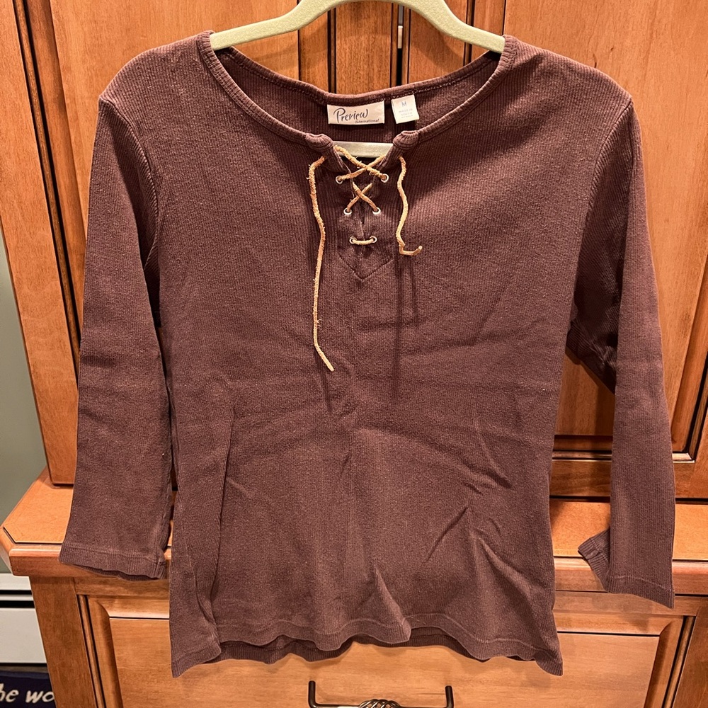 Brown ribbed top